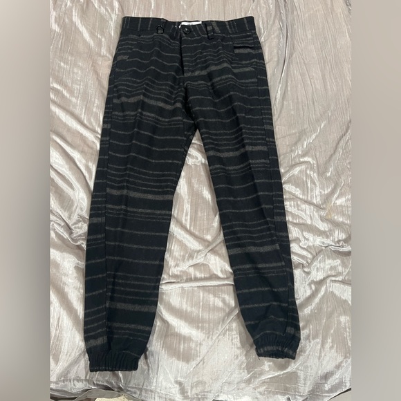 Publish legacy jogger pants Sz 32 - Picture 1 of 2